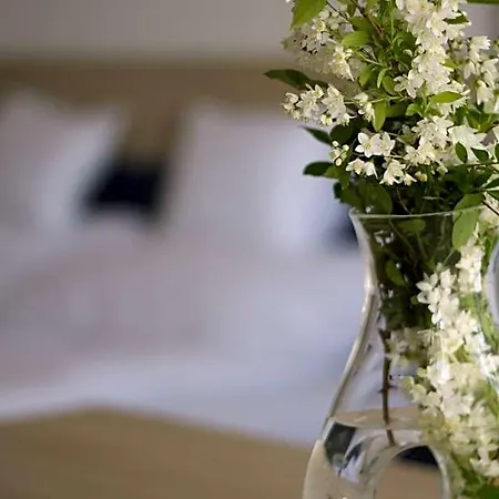 Bagolyvar Fogado- Ujfalusy Marton Vendeghaz Bed & Breakfast