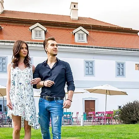B&B Bagolyvar Fogado- Ujfalusy Marton Vendeghaz *