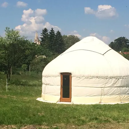 Frühstückspension Bagolyvar Fogado- Ujfalusy Marton Vendeghaz Zirc