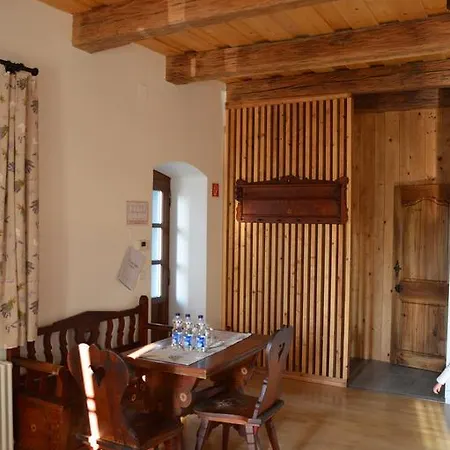 Bagolyvar Fogado- Ujfalusy Marton Vendeghaz