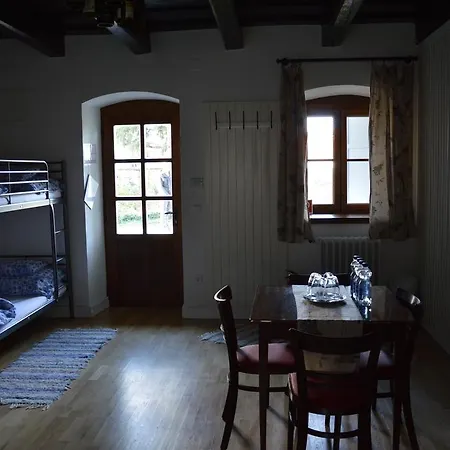 Bed & Breakfast Bagolyvar Fogado- Ujfalusy Marton Vendeghaz Zirc