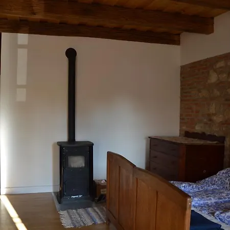 Bagolyvar Fogado- Ujfalusy Marton Vendeghaz Zirc