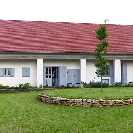 Bed & Breakfast Bagolyvar Fogado- Ujfalusy Marton Vendeghaz *