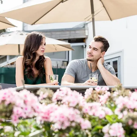 Bagolyvar Fogado- Ujfalusy Marton Vendeghaz Bed & Breakfast Zirc