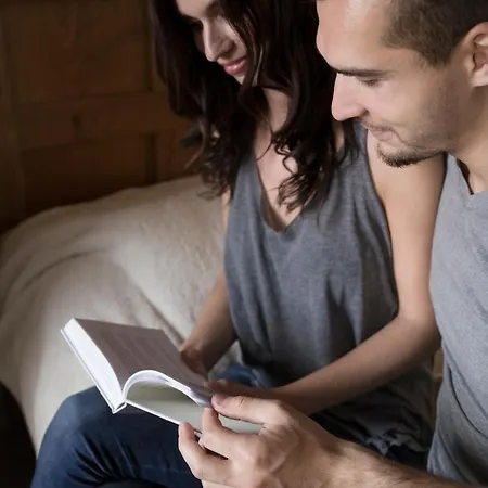 Bed & Breakfast Bagolyvar Fogado- Ujfalusy Marton Vendeghaz Zirc