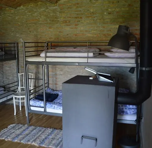 B&B Bagolyvar Fogado- Ujfalusy Marton Vendeghaz *