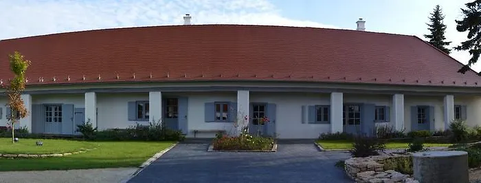 B&B Bagolyvar Fogado- Ujfalusy Marton Vendeghaz *